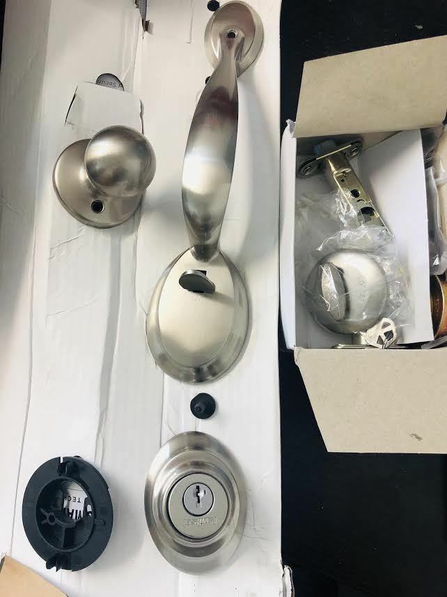 Kwikset Dakota Single Cyl. Handleset w. Polo Knob Satin Nickel 96870-090 AS IS