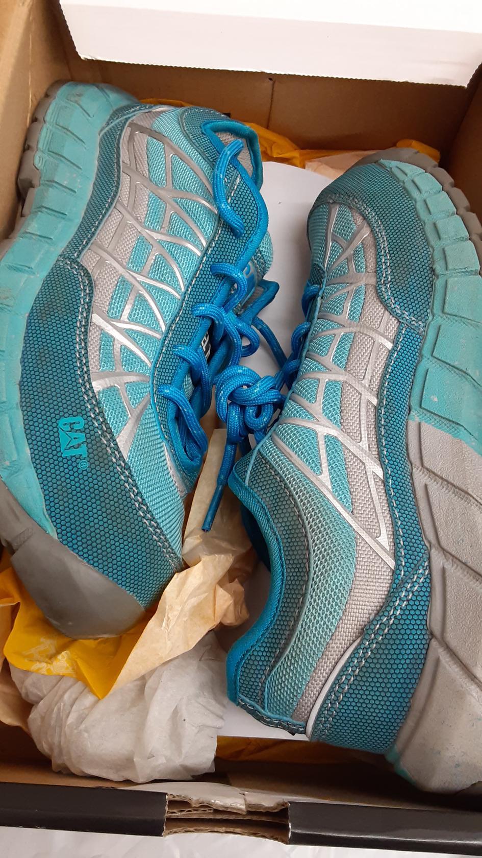 Caterpillar Footwear Connexion, ESD, Slip Resistant, Size 7 Women Medium- *USED*