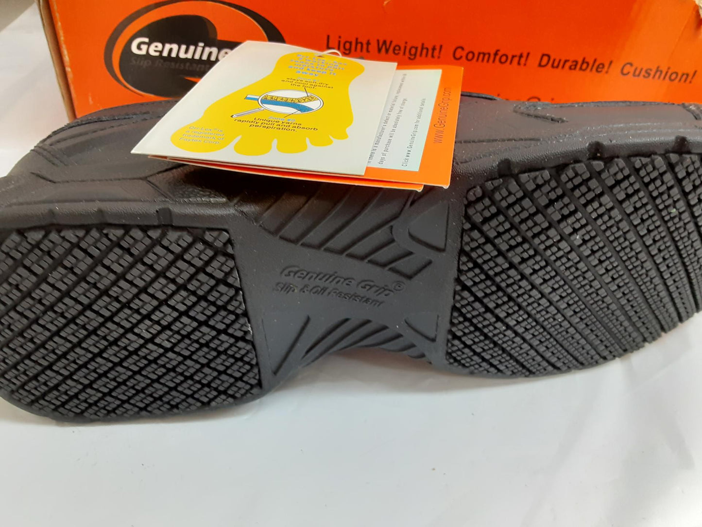 Genuine Grip Footwear Men's Slip-Resistant Jogger,Black Leather,10.5 Wide