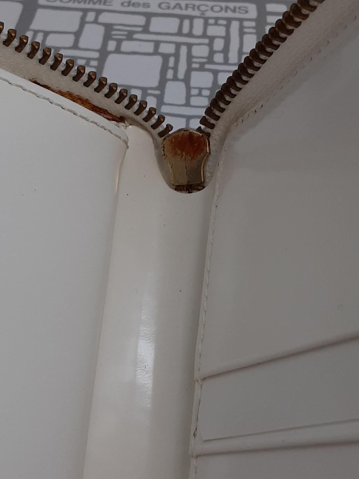 Comme Des Garçons Leather Wallet Polka Dots Embossed (White SA2100NE) - ZIPPER IS RUSTY-