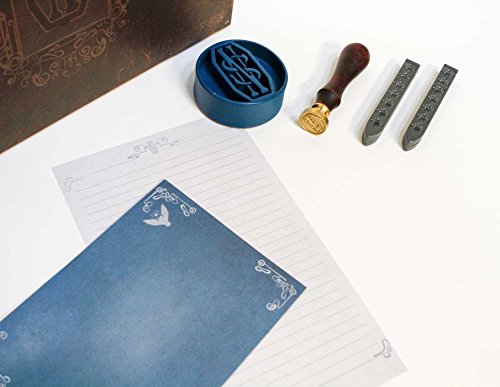 Fantastic Beasts and Where to Find Them: Newt Scamander Deluxe Stationery Set