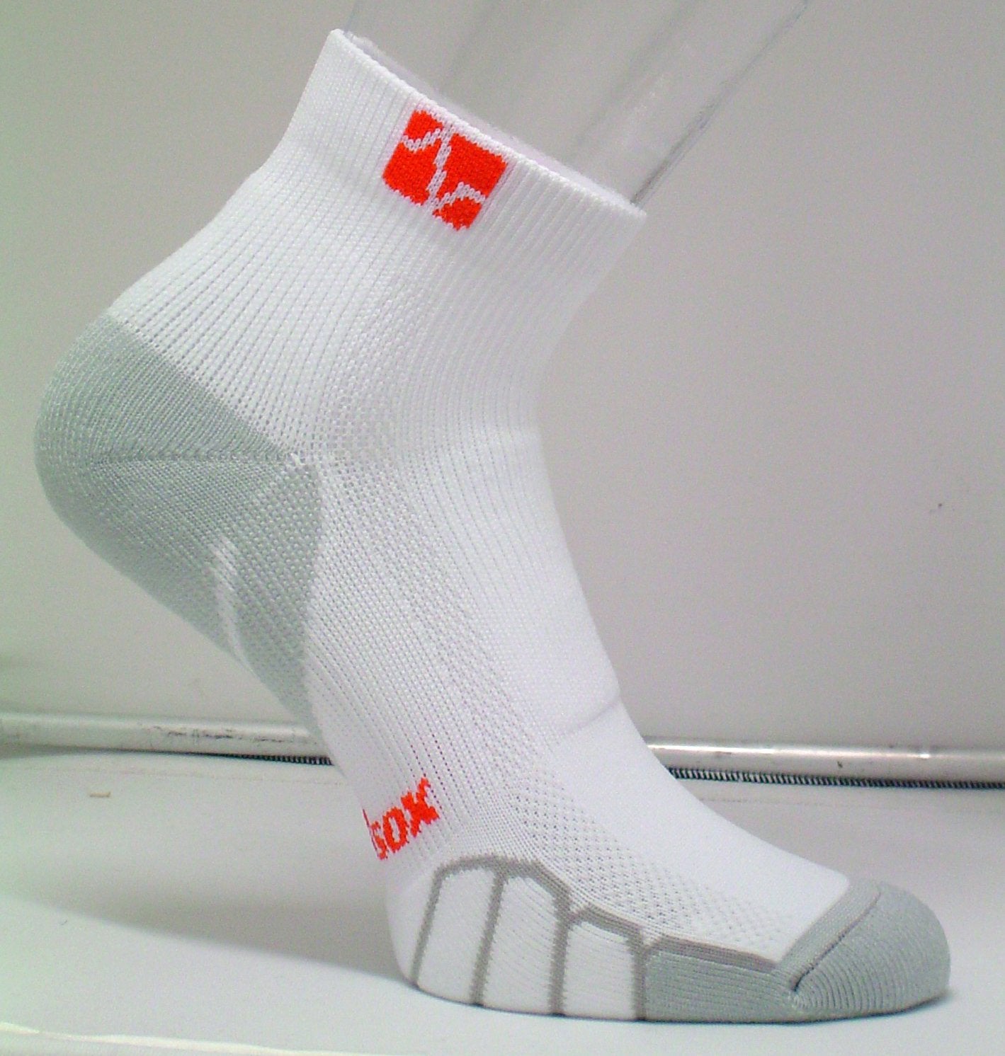 Vitalsox Running Quarter Light Weight Sock, White, Large VT0110