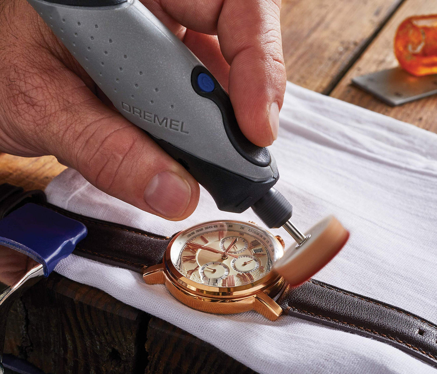 Dremel 2050-15 Stylo+ Versatile Craft Rotary Tool, Perfect for glass etching, leather burnishing, jewelry making, polishing, woodworking and more craft projects