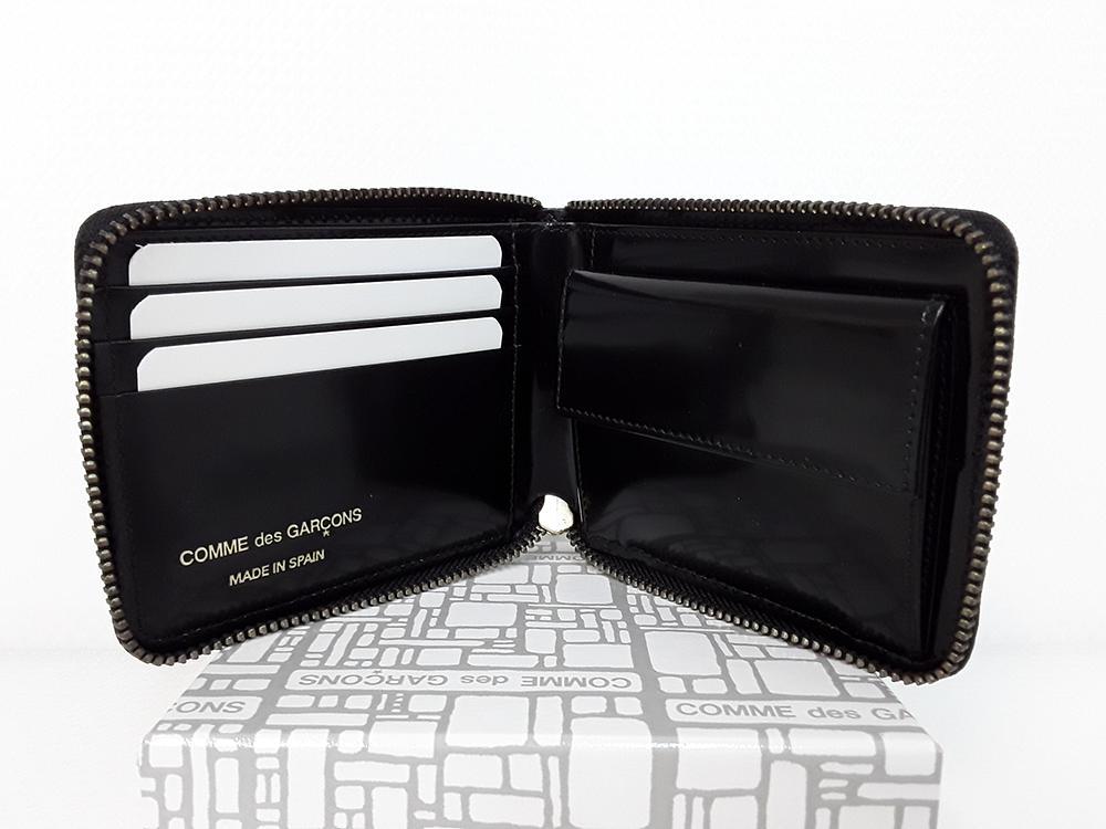 NEW Comme Des Garçons Leather Wallet Polka Dots Embossed (Black SA7100NE)