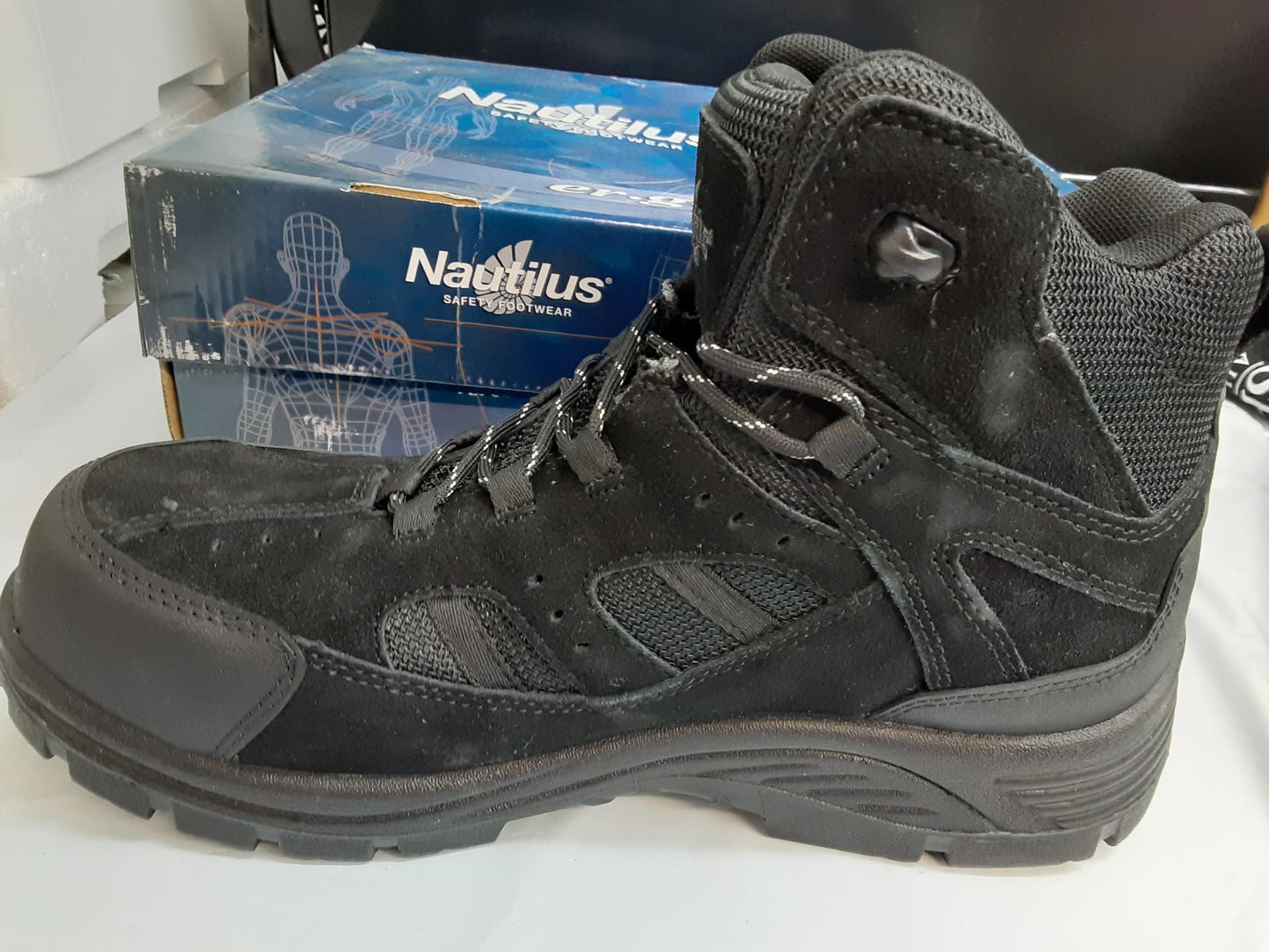 Nautilis Safety Footwear N9548, Black, Wtrpf, Comp Toe, Size 10.5 M Mens