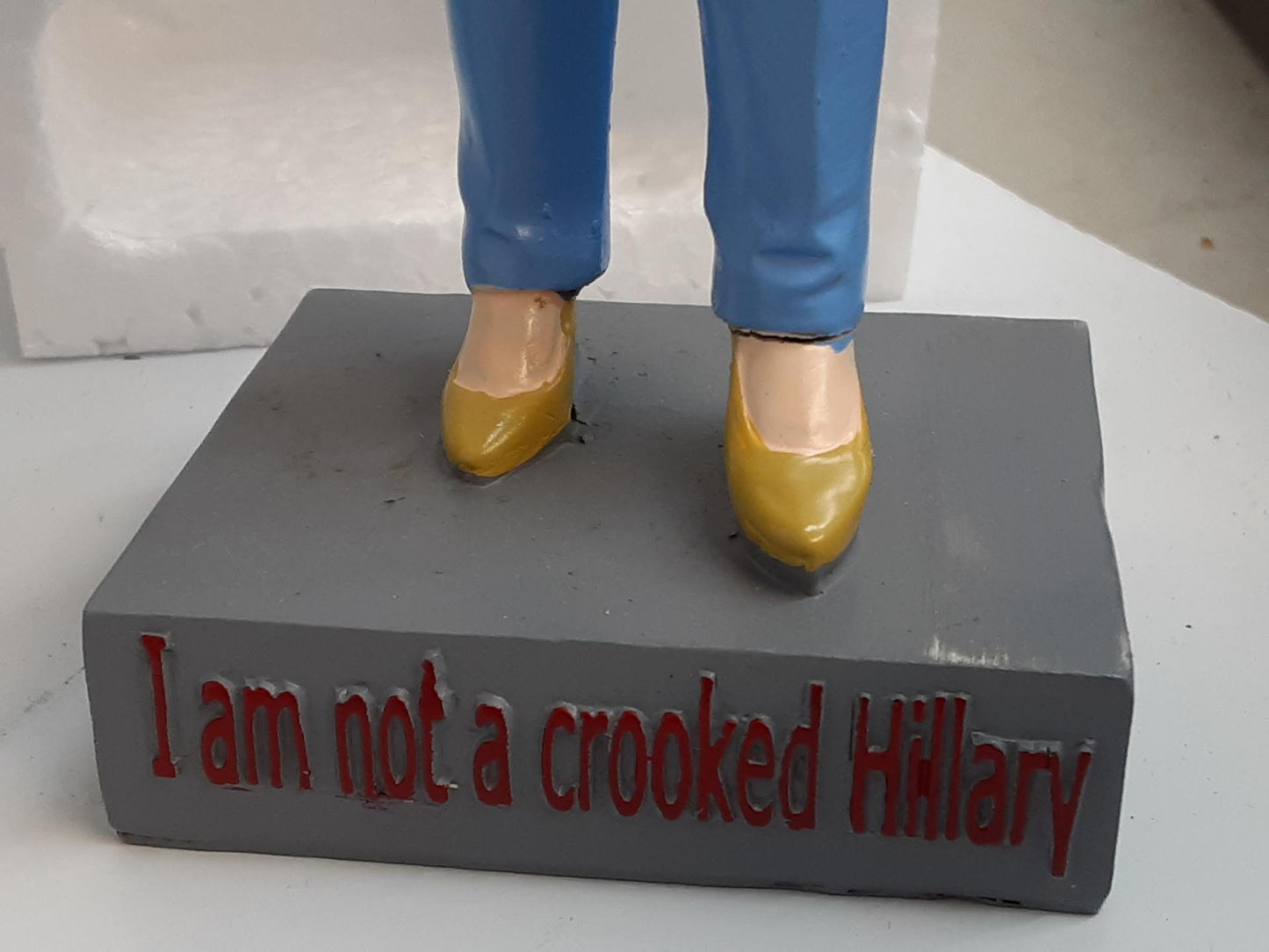 Mini Figurine SET Trump: Wailing Wall/ Hillary, I'm not a crooked Hillary - PAIR