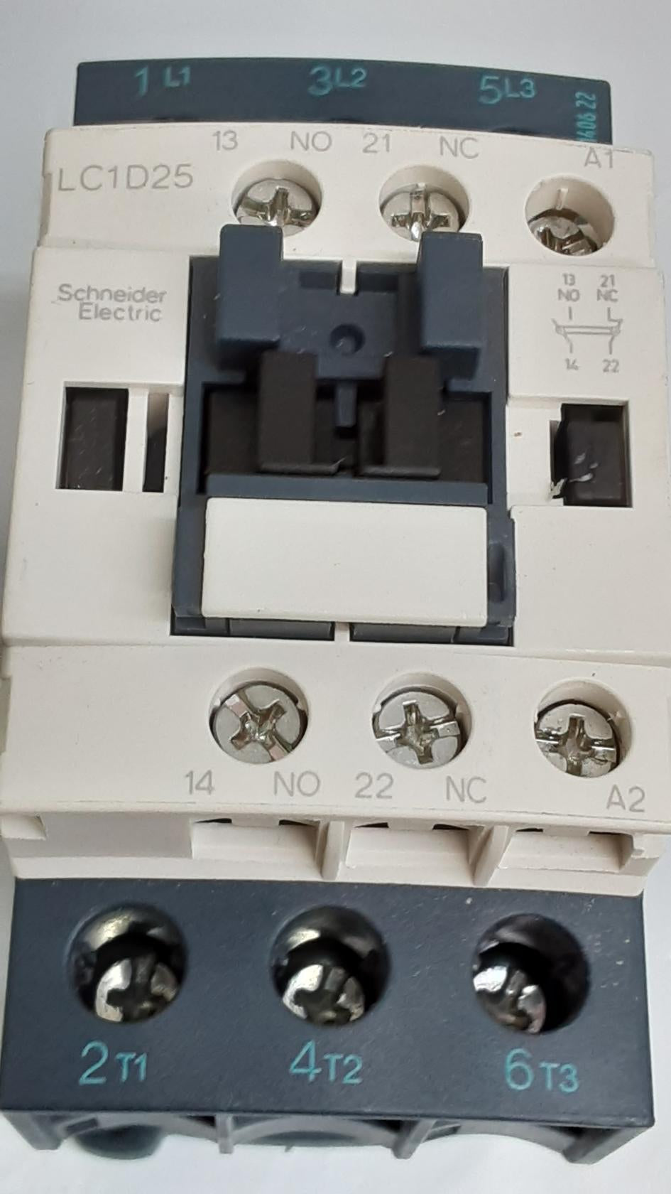 Schneider Electric LC1D25 (600V Max) 40A 690V 50/60Hz P-Me25 UL Listed