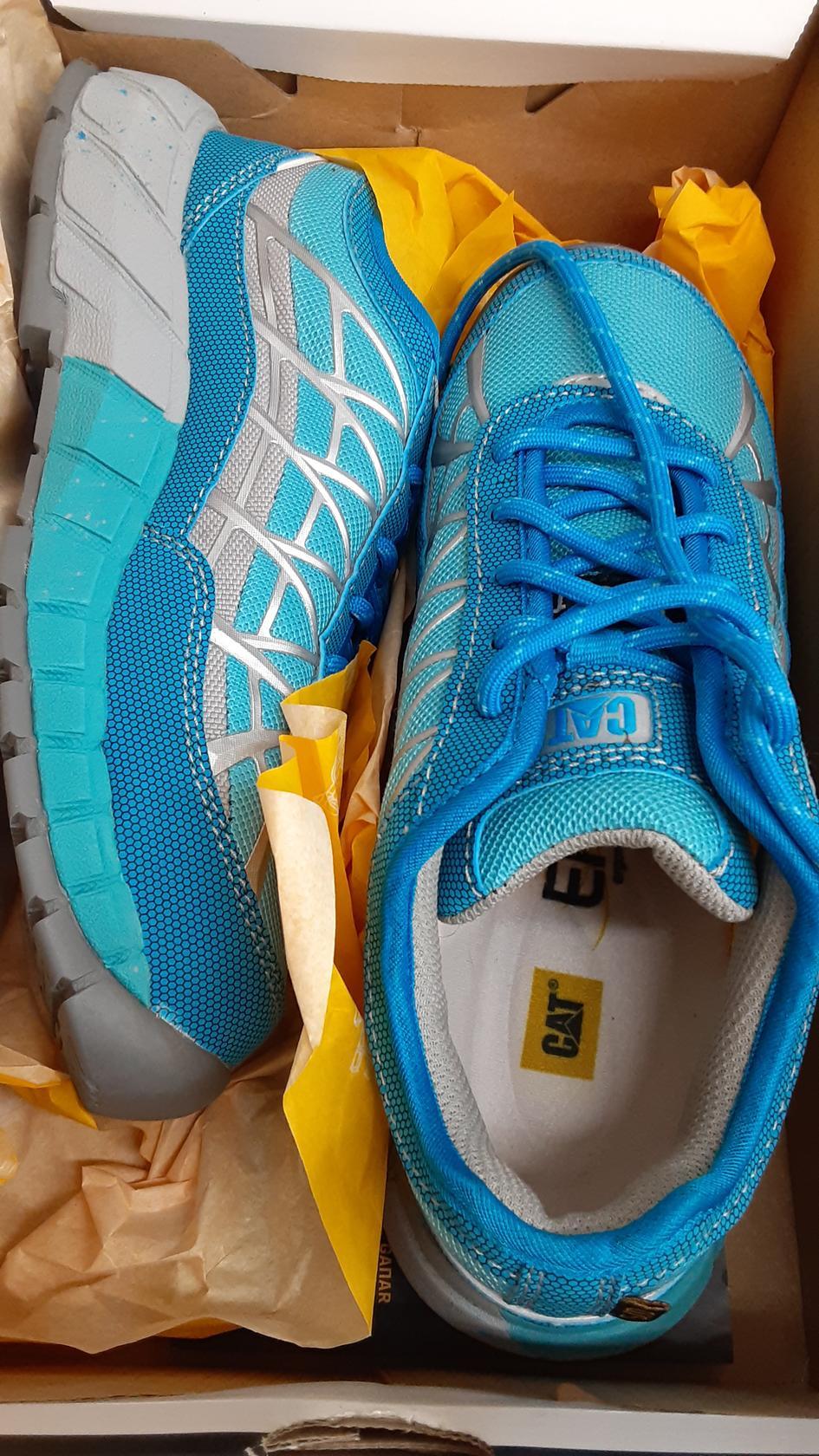 Caterpillar Footwear Connexion, ESD, Slip Resistant, Size 6 WIDE Women OPENBOX